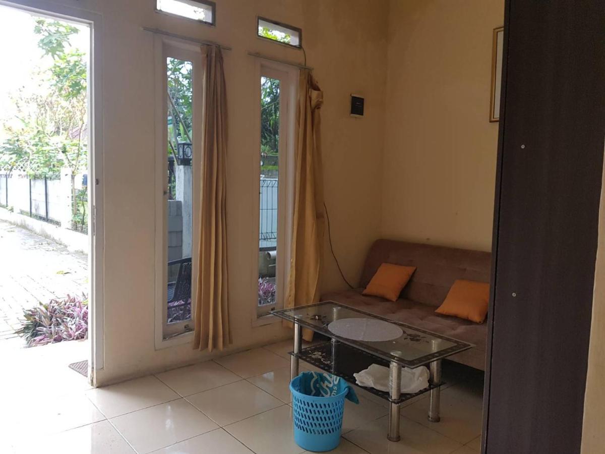 Oyo 3236 Bakom Inn Syariah Bogor Exterior photo